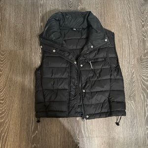 Zara Cropped Puffer Vest